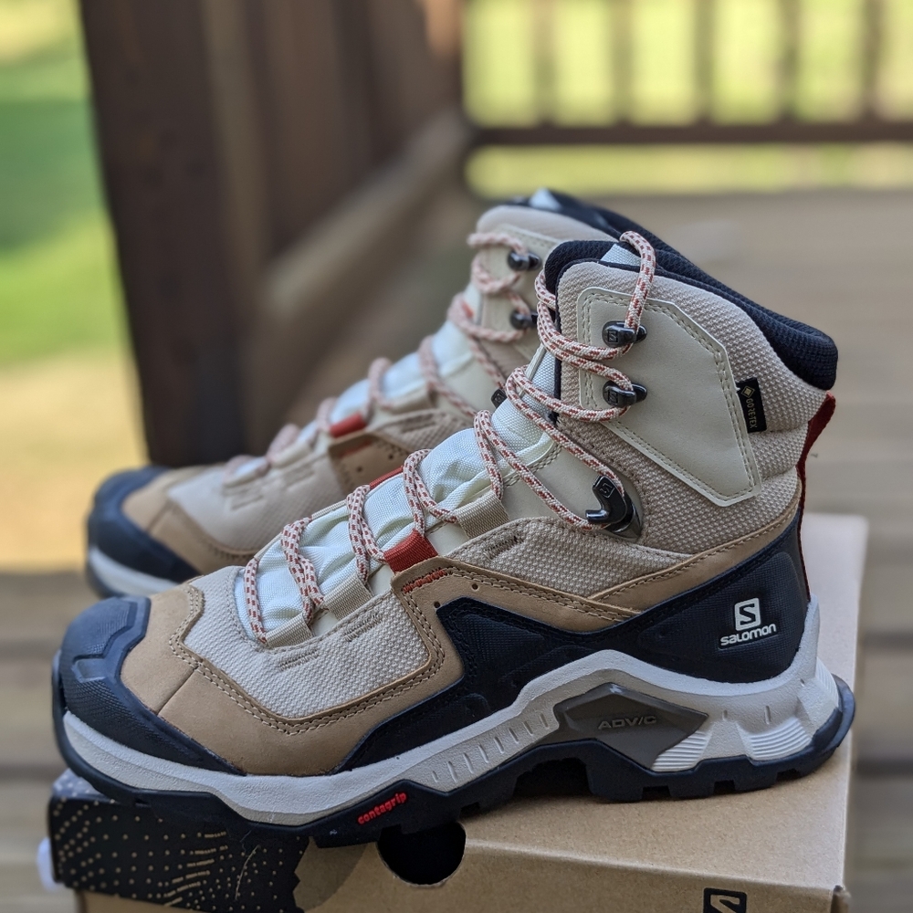 Salomon hiking boots, gortex, women size 8.5 us